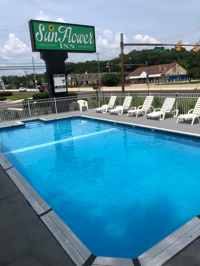 Sunflower Inn Galloway Bagian luar foto